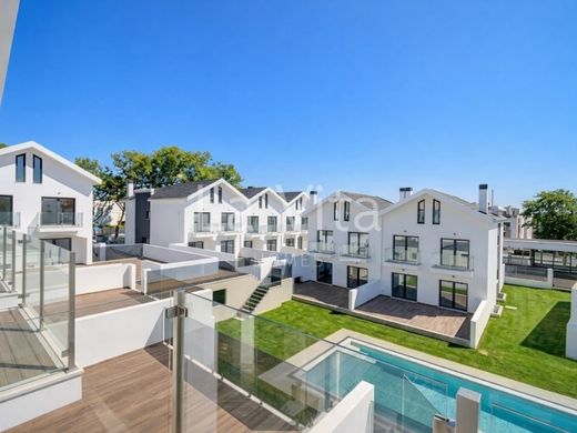 Semidetached House in Cascais, Lisbon