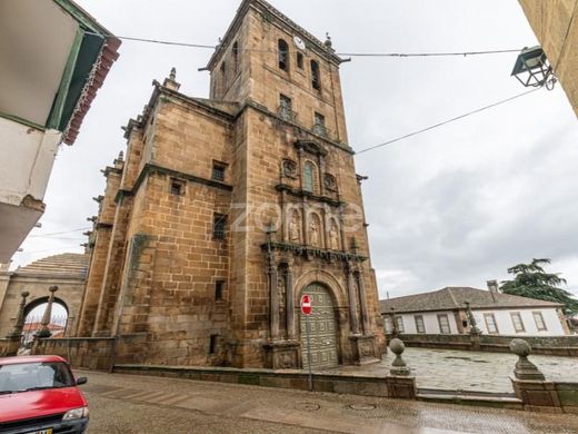 Casa de luxo - Torre de Moncorvo, Bragança