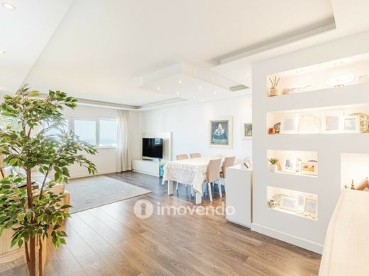 아파트 / Loures, Distrito de Lisboa