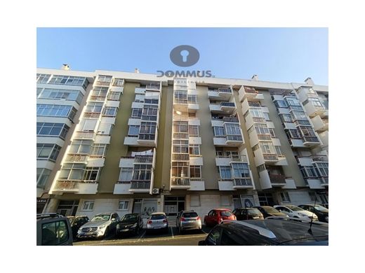Apartment in Oeiras, Lisbon
