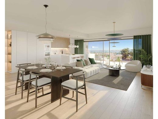 Apartment / Etagenwohnung in Seixal, Distrito de Setúbal