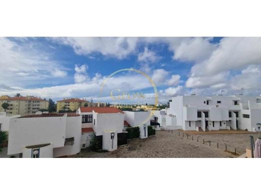 Συγκρότημα ανεξάρτητων κατοικιών σε Loulé, Distrito de Faro