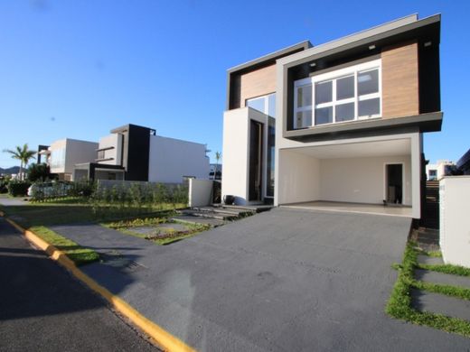 Luxury home in Camboriú, Santa Catarina