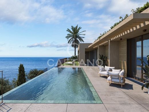 Luxury home in Calheta, Madeira