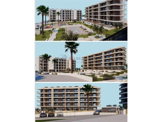 Apartment / Etagenwohnung in Portimão, Distrito de Faro