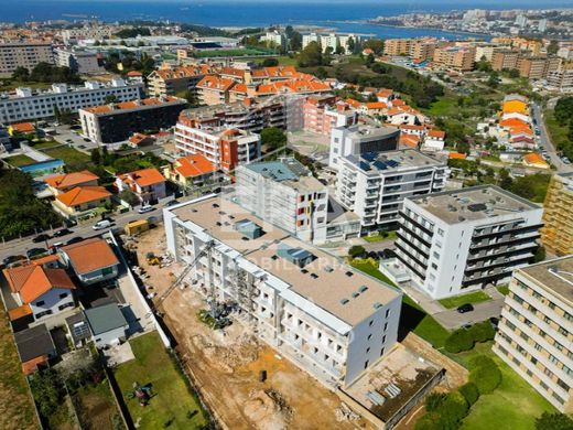 Apartment in Vila Nova de Gaia, Distrito do Porto