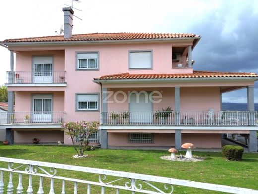 Luxe woning in Mangualde, Distrito de Viseu