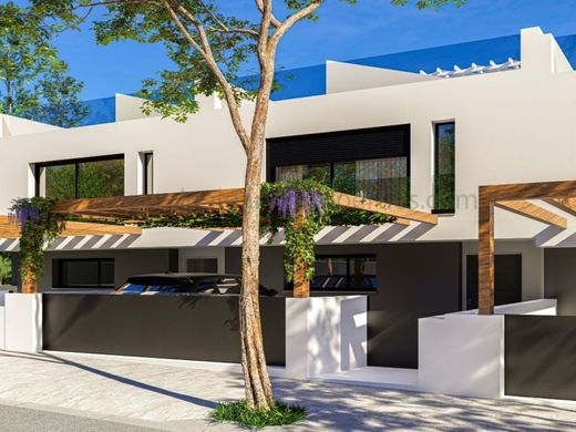 Semidetached House in Faro, Distrito de Faro