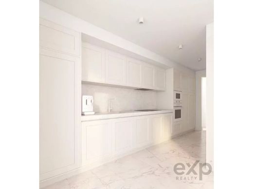 Apartment in Alcântara, Almada