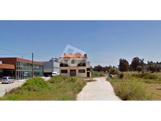 Terreno a Aveiro, Distrito de Aveiro
