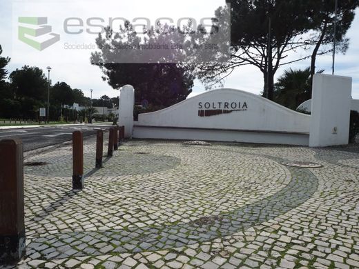 Участок, Sol Tróia, Grândola