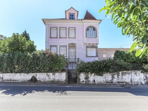 호화 저택 / Castanheira de Pera, Distrito de Leiria