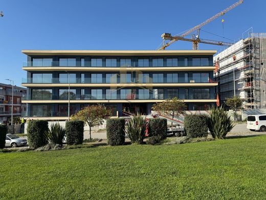 Apartment / Etagenwohnung in Vila Nova de Gaia, Distrito do Porto