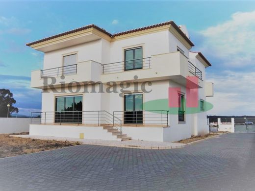Luxe woning in Rio Maior, Distrito de Santarém