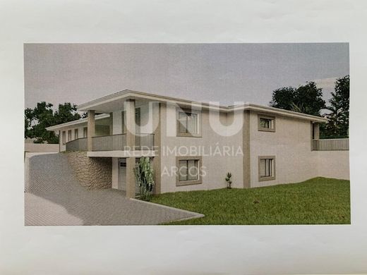 Vrijstaand huis in Arcos de Valdevez, Distrito de Viana do Castelo