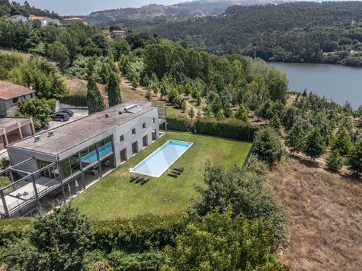Luxe woning in Penafiel, Distrito do Porto