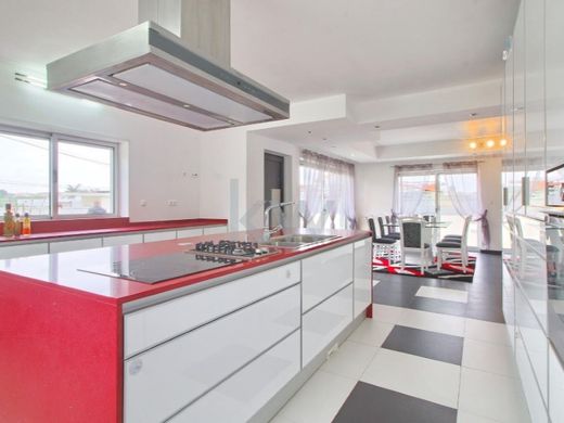 Casa di lusso a Aveiro, Distrito de Aveiro