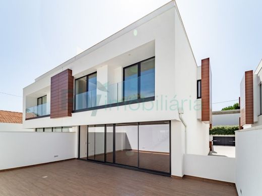 Luxury home in Vila Nova de Gaia, Distrito do Porto