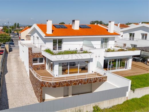Semidetached House in Sintra, Lisbon