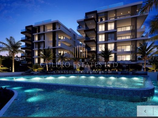 Mouttagiáka, Limassol Districtのアパートメント