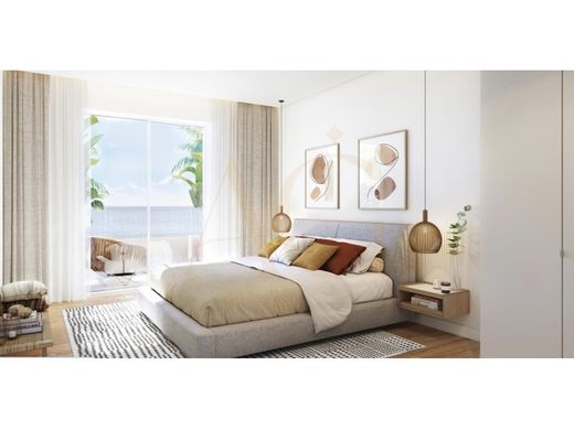 Apartment / Etagenwohnung in Loulé, Distrito de Faro