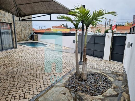 Luxury home in Cascais, Lisbon