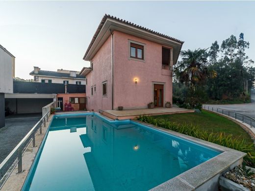 Detached House in Santa Maria da Feira, Aveiro