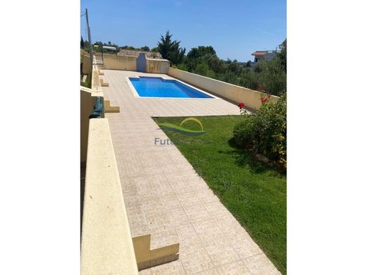 Villa multifamiliale à Loulé, Distrito de Faro