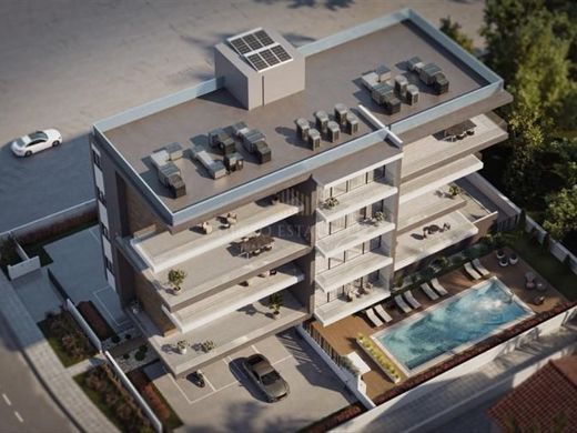 Apartment / Etagenwohnung in Germasógeia, Limassol District