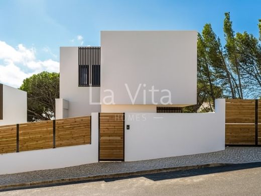 Detached House in Cascais, Lisbon