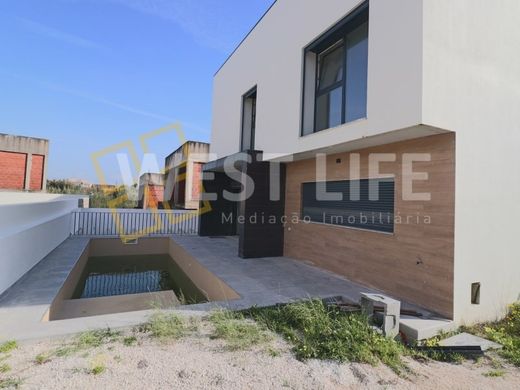 Элитный дом, Торреш, Torres Vedras