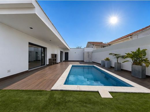 Casa Unifamiliare a Setúbal, Distrito de Setúbal