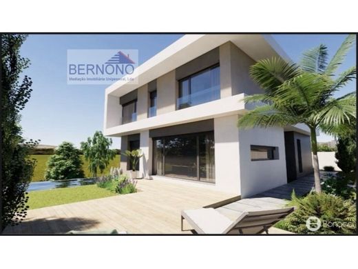 Detached House in Cascais, Lisbon