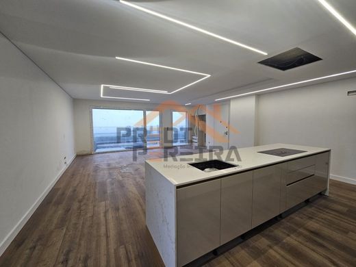 Penthouse in Odivelas, Lisbon