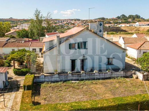 Luxury home in Alenquer, Lisbon