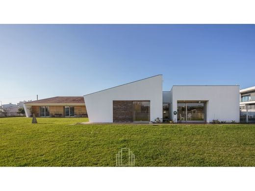 Ovar, Distrito de Aveiroの一戸建て住宅