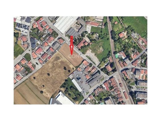 أرض ﻓﻲ Maia, Distrito do Porto