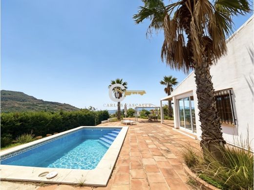 Villa in Viñuela, Malaga