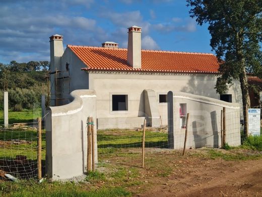 Dom jednorodzinny w Santiago do Cacém, Distrito de Setúbal
