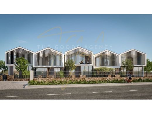 فيلا شبه مستقلة ﻓﻲ لولي, Loulé