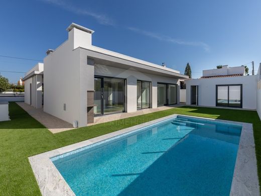 منزل ﻓﻲ Setúbal, Distrito de Setúbal