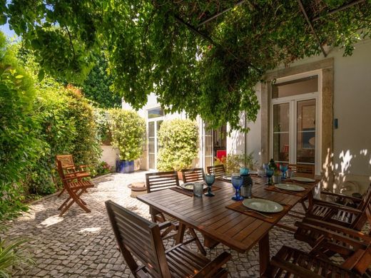 Apartment / Etagenwohnung in Lissabon, Lisbon