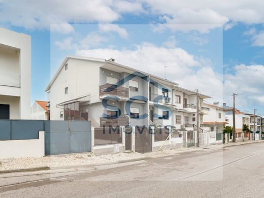 Смежная Вилла, Seixal, Distrito de Setúbal