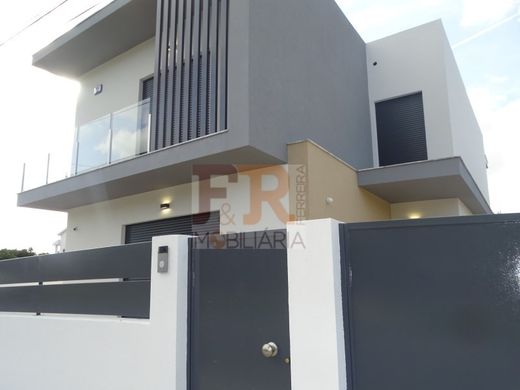 Detached House in Seixal, Distrito de Setúbal