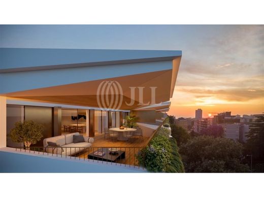 Apartment / Etagenwohnung in Porto, Distrito do Porto