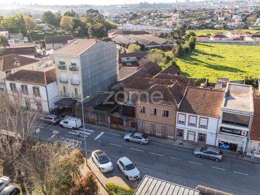 Πολυτελή κατοικία σε Gondomar, Distrito do Porto