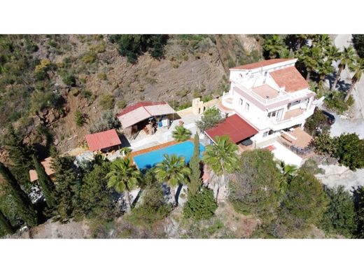Villa in Arenas, Malaga
