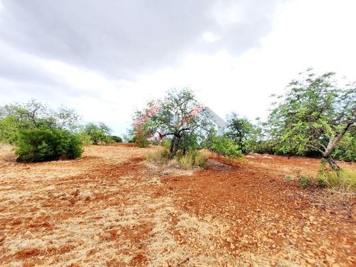 ‏קרקע ב  לולה, Loulé