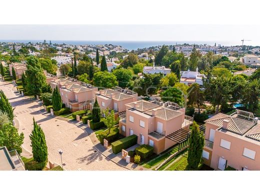 Συγκρότημα ανεξάρτητων κατοικιών σε Lagoa, Distrito de Faro