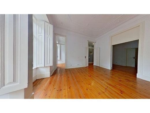 Apartment in Avenidas Novas, Lisbon